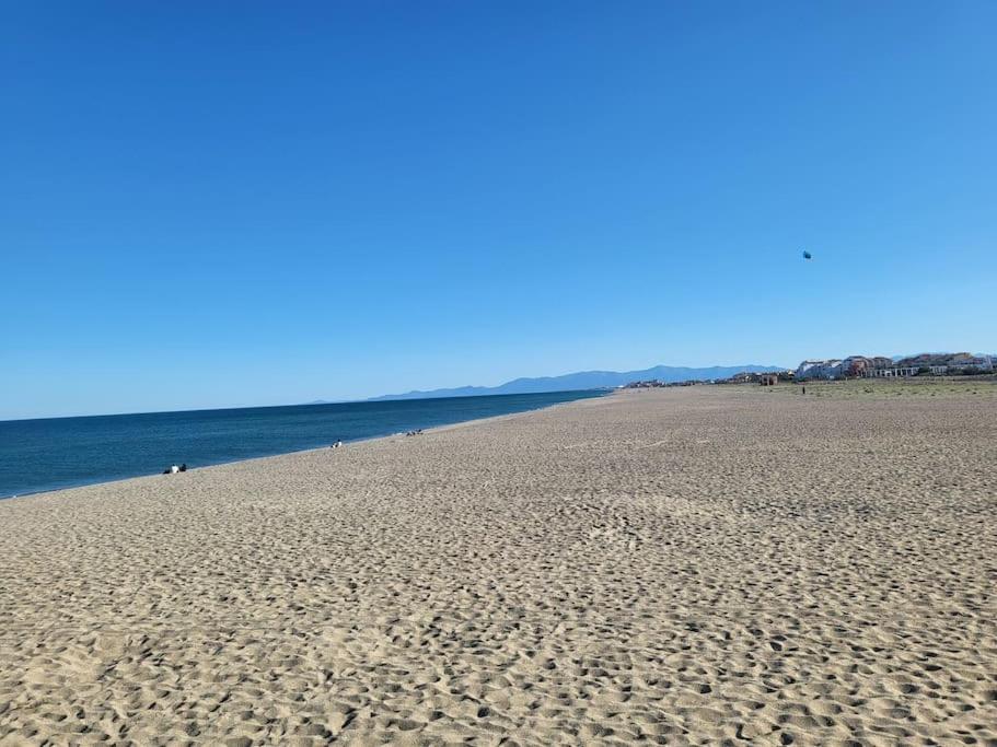 T2 Vue Mer Palm Beach Le Barcarès المظهر الخارجي الصورة